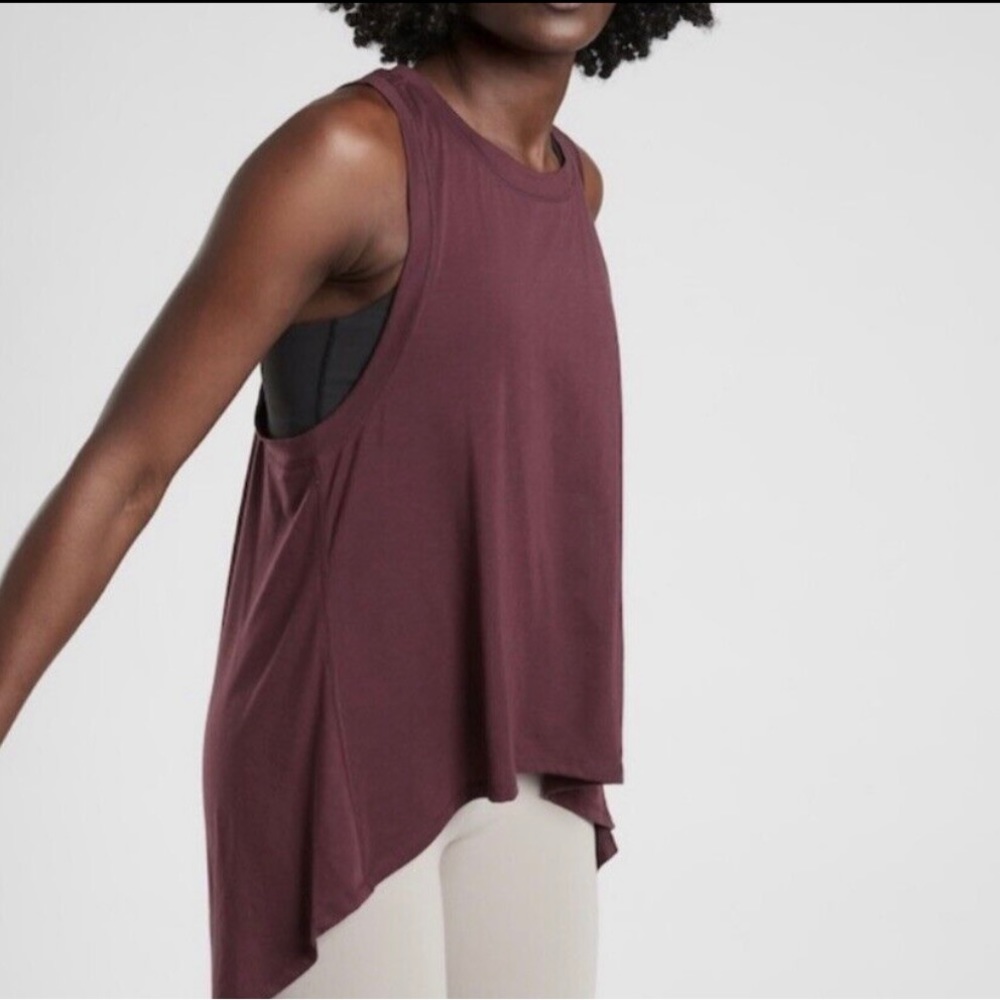 Athleta Essence Relaxed High Lo Tank Top Small